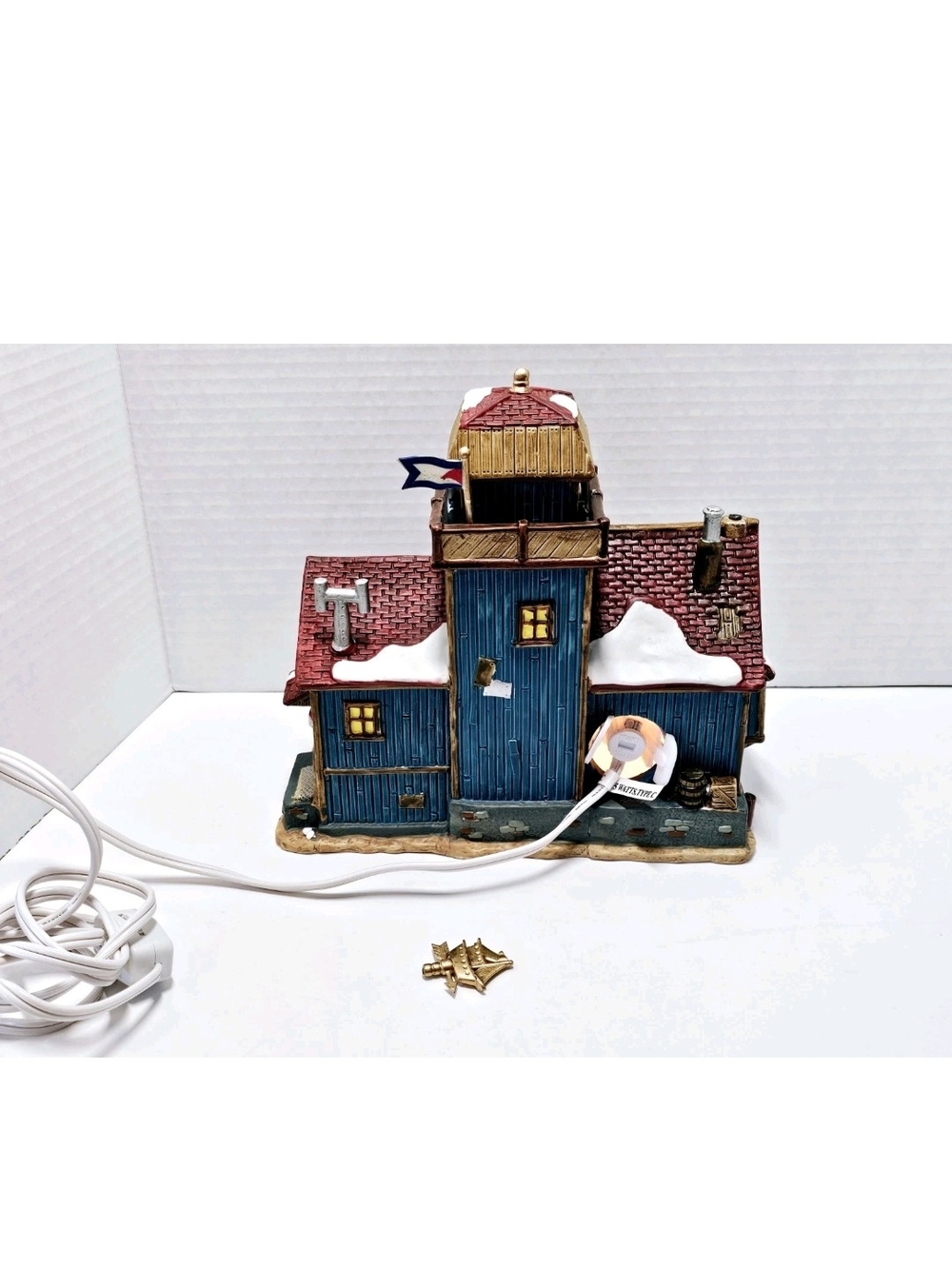 2002 LEMAX Porcelain Lighted House Light & Cord Burks Marina Services #25642 - Picture 8 of 15
